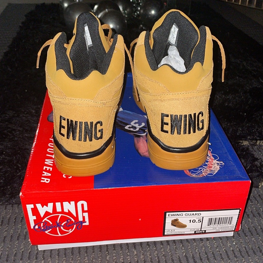 Ewing Guard - image 4
